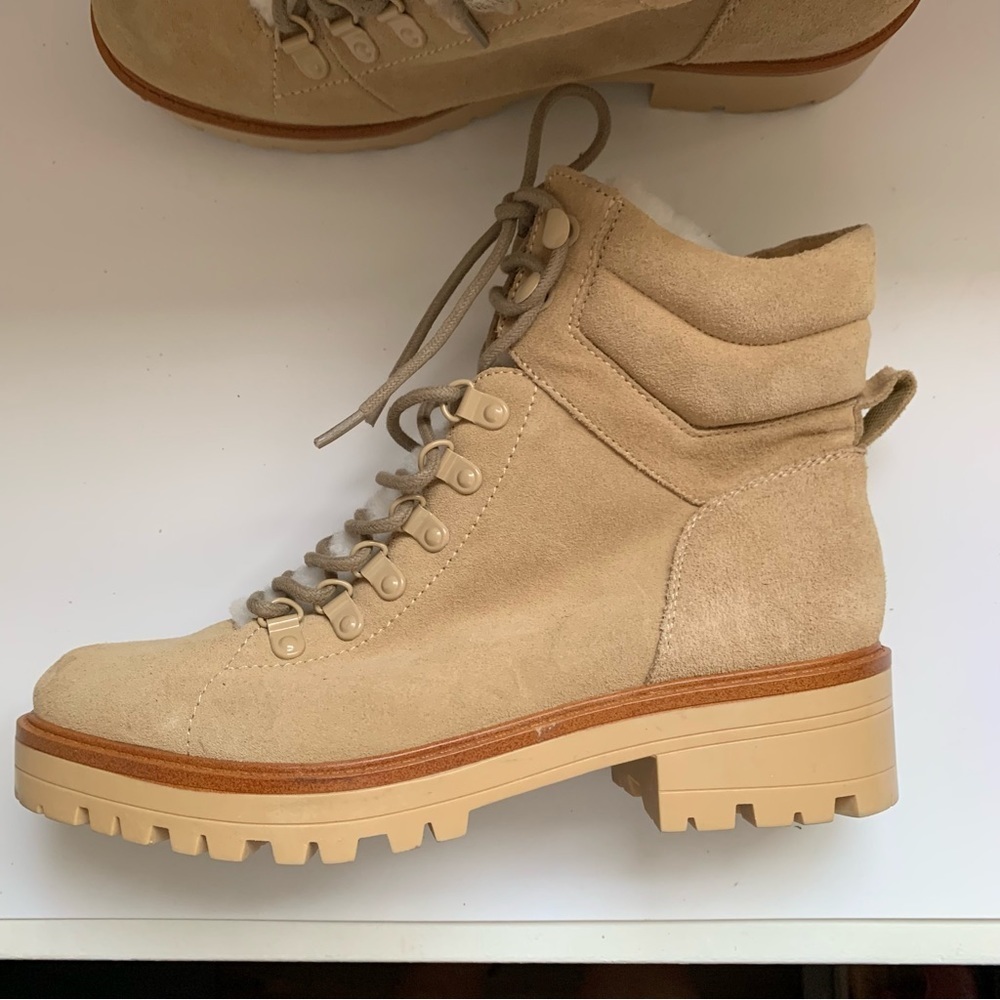 MARC FISHER Mallie Lace Up Hiker‎ Boots Beige Sz 8.5M - Picture 8 of 10